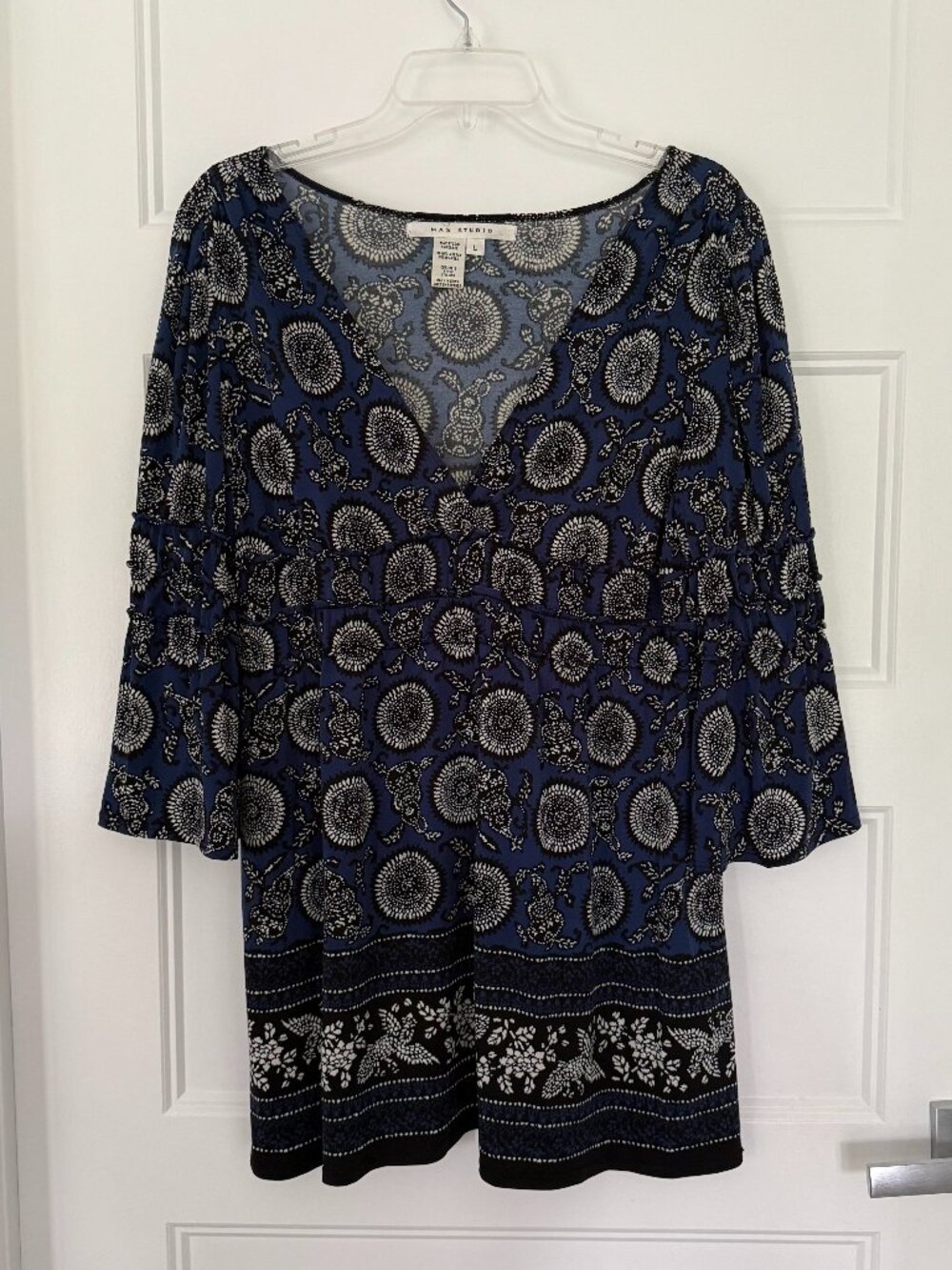 Max Studio - Blue, Black & White Floral Tunic with 3/4 sleeves - L
